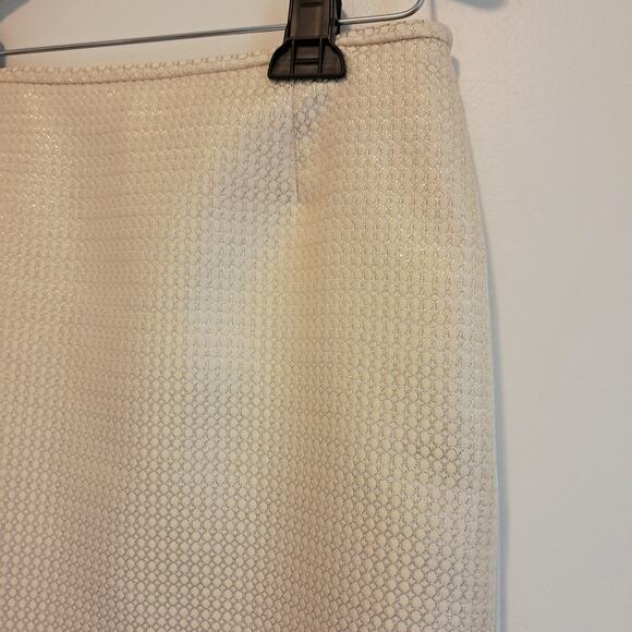 Tahari Arthur S Levine Luxe Elegant Cream Skirt Suit Set Gold Trim - Picture 4 of 10